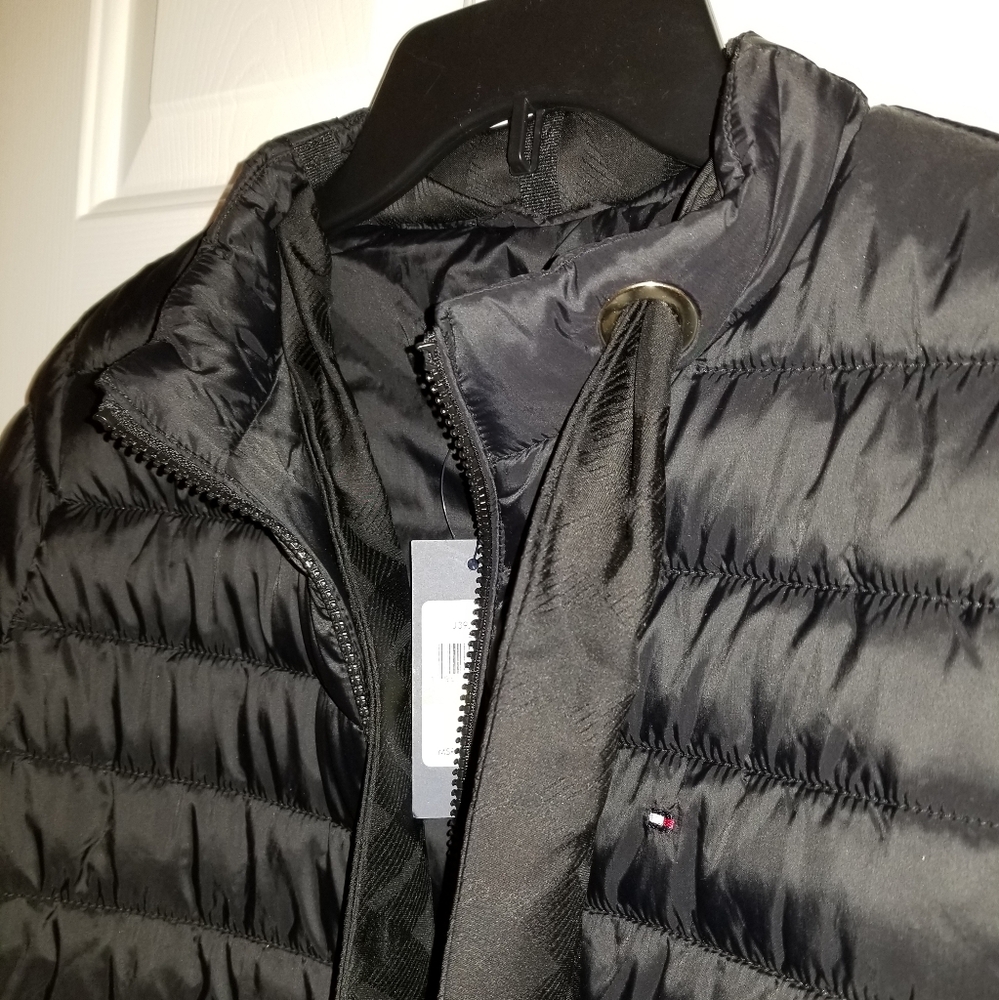 TOMMY HILFIGER Puffer Jacket Black - Picture 3 of 9